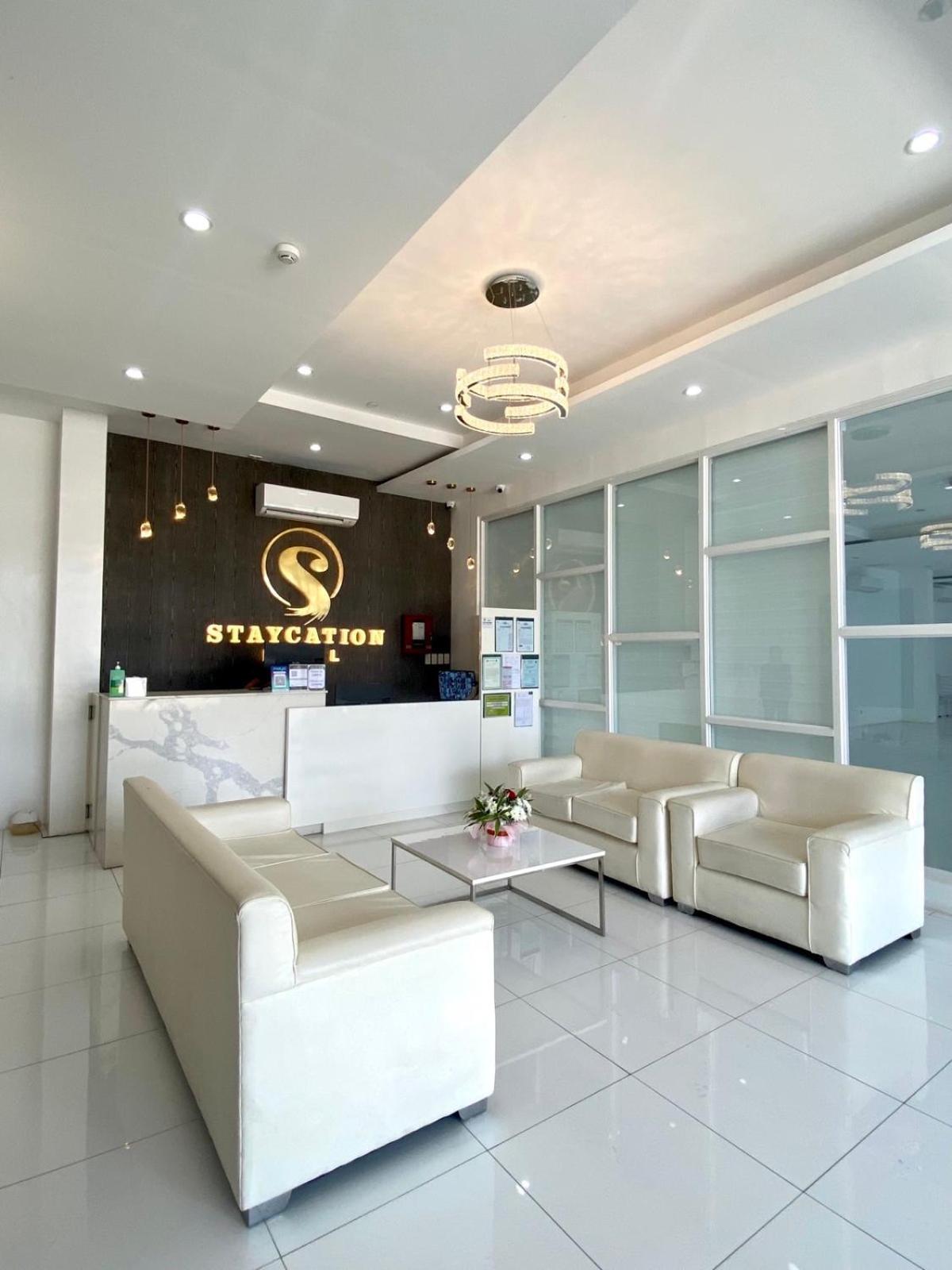 Staycation Hotel San Jose  外观 照片
